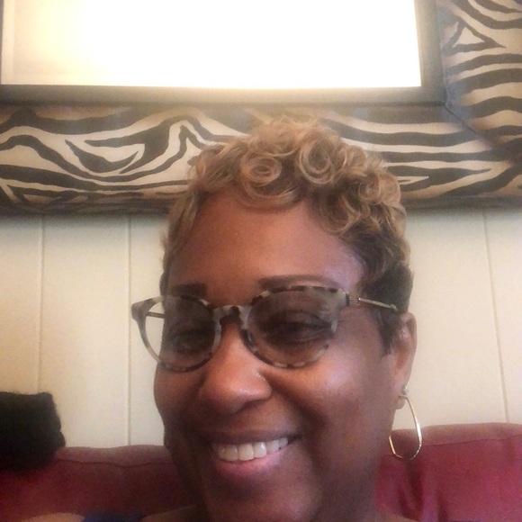 Meet your Posher, Alexandria - Picture 1 of 1